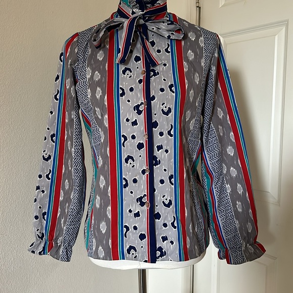 🌺🌸🌼VINTAGE RHODA LEE LONGSLEEVE SIZE : SMALL - Picture 1 of 8